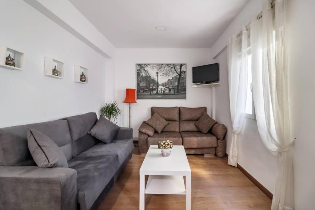 Lovely Apartment In The Centre Wifi Granada Exterior foto